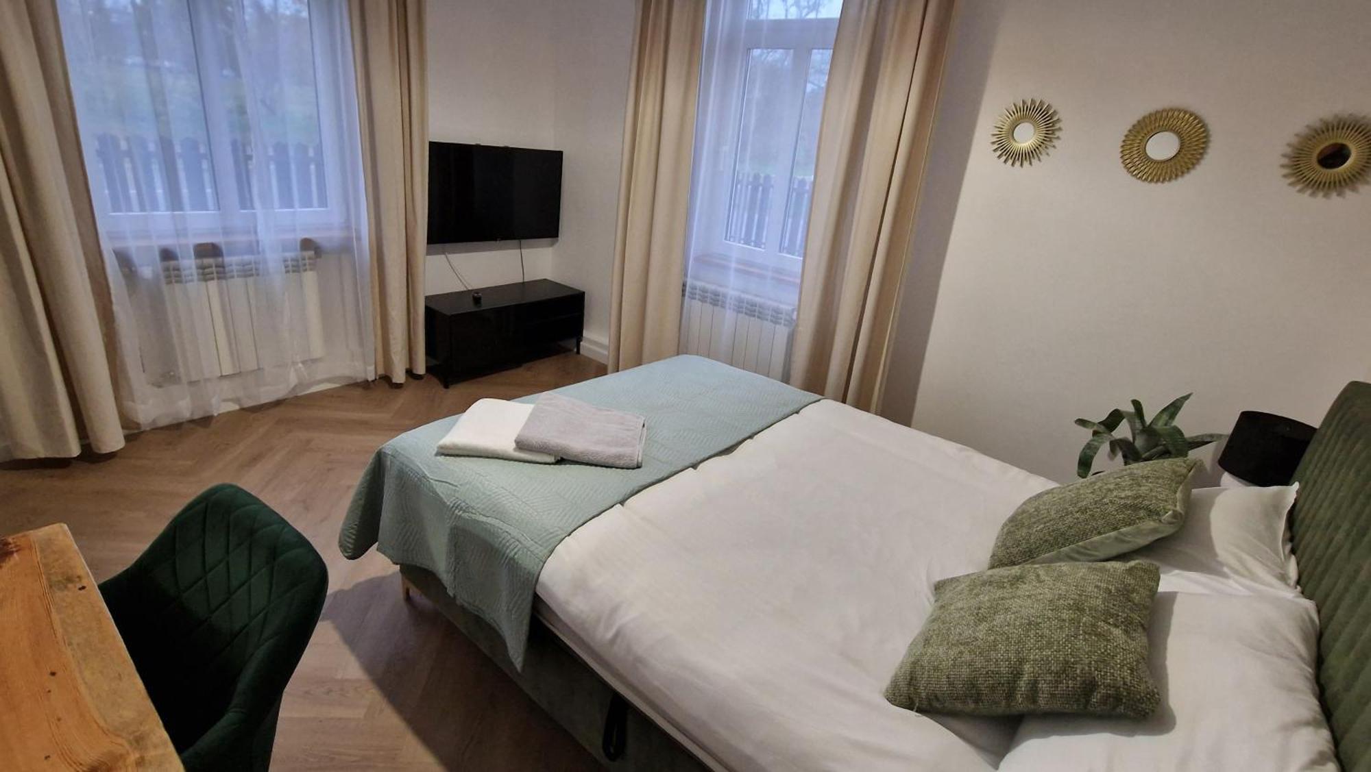 Brama Lwowska Apartamenty - Wiecej Na Www,Bramalwowska,Pl Zamość Esterno foto